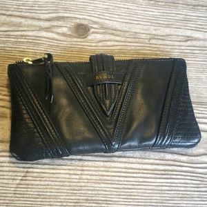 BVNDI black leather upper zip clutch